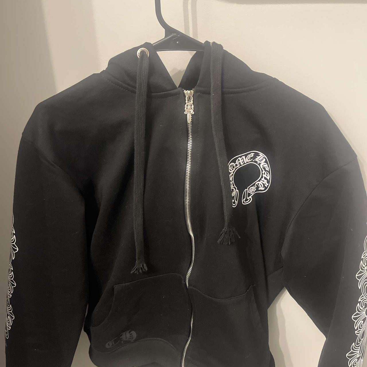 chrome hearts zip please dm