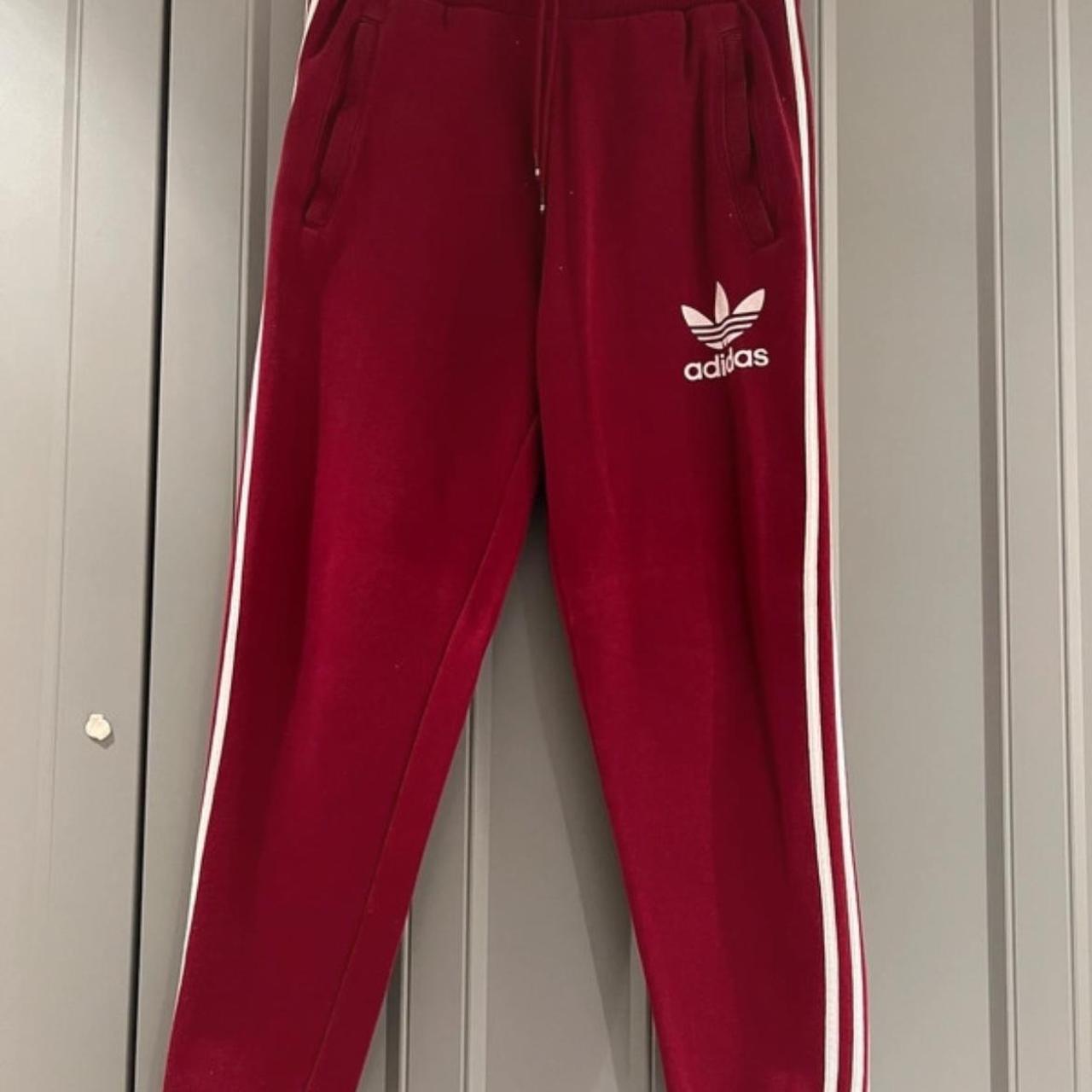 Burgundy discount adidas joggers