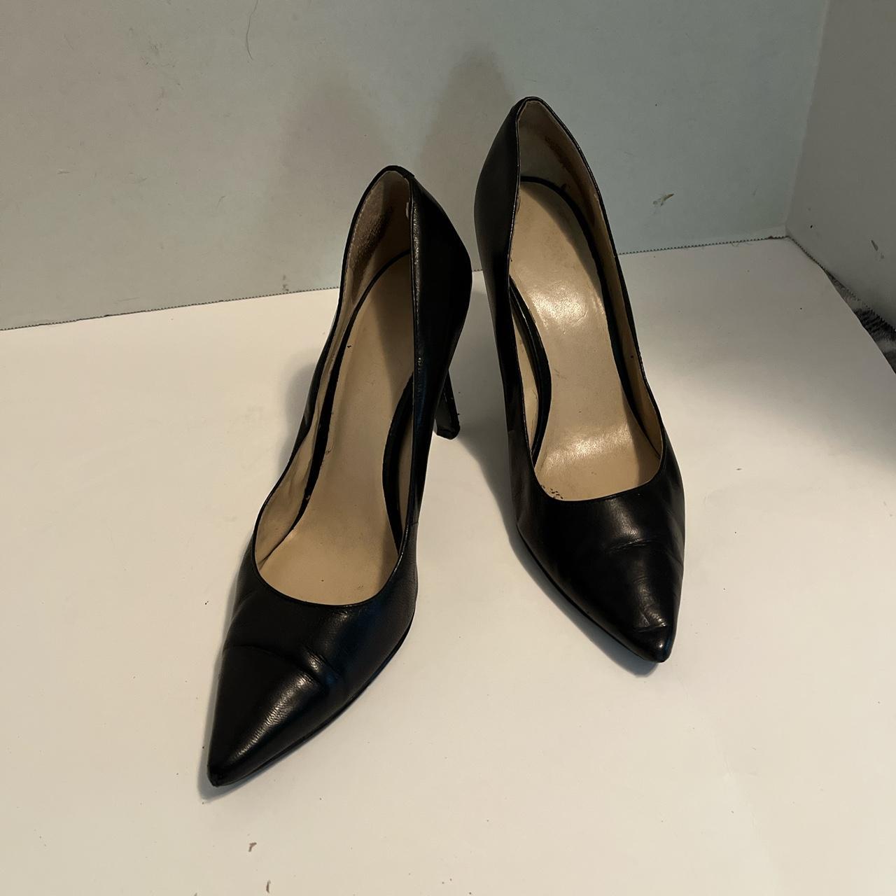 Nine west outlet black leather pumps