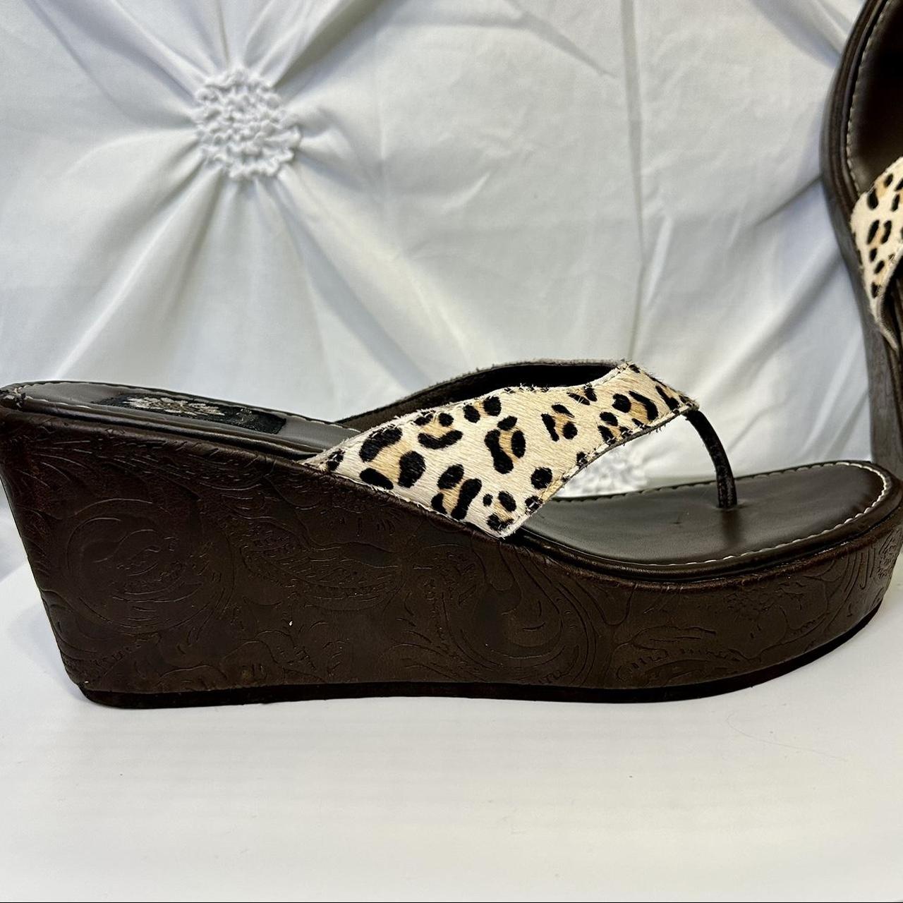 Yellow box leopard sales wedge