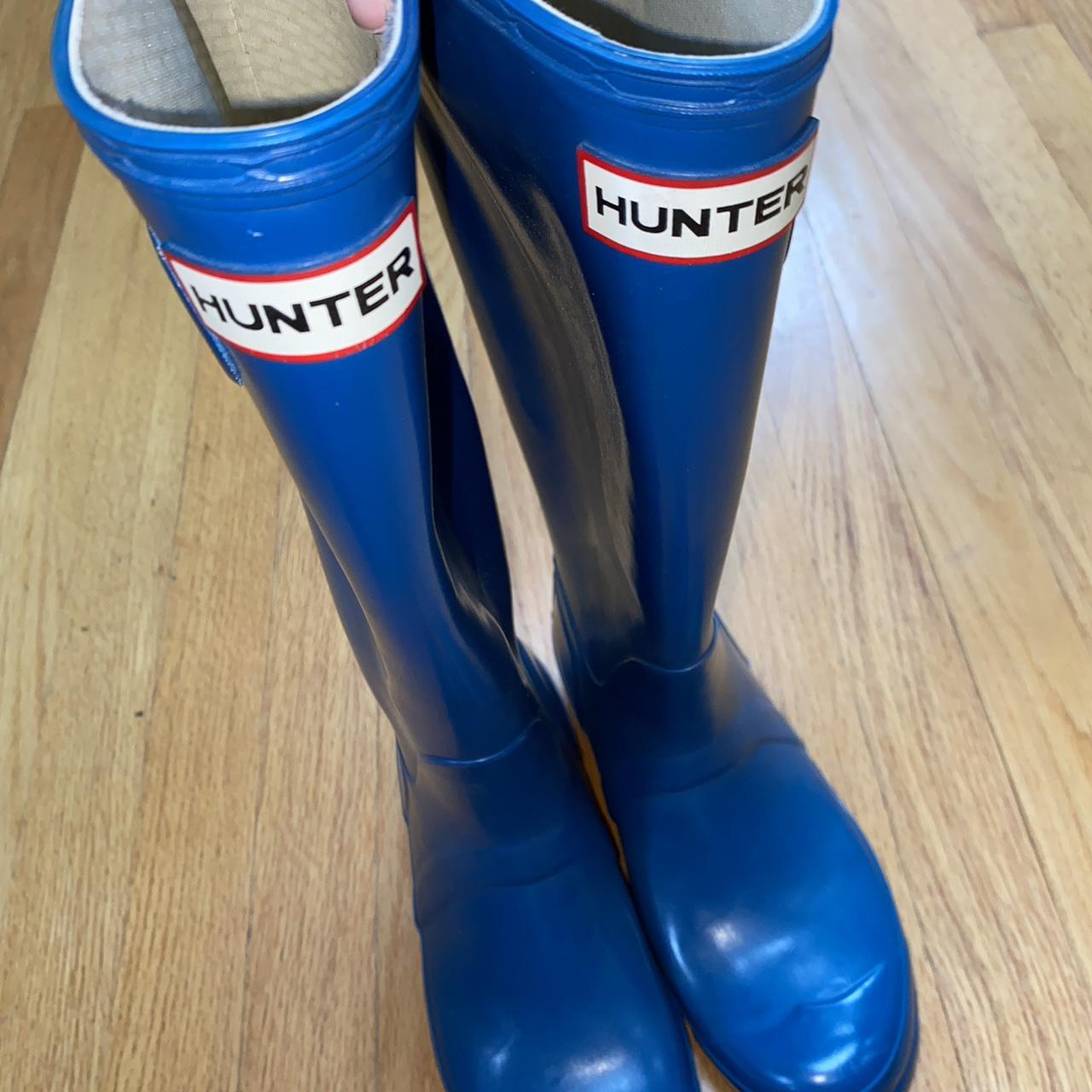 Hunter Women's Blue Boots | Depop