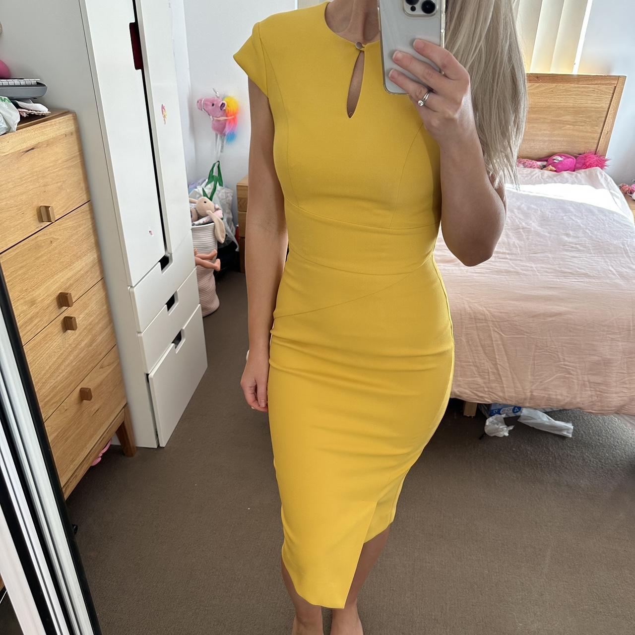 Cue sales yellow dress