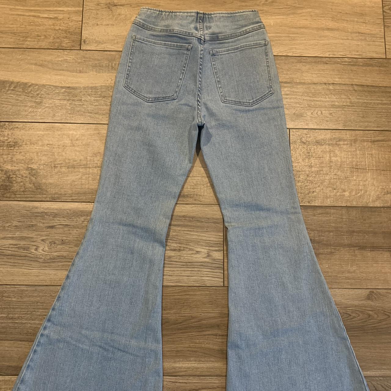 Bell bottom jeans! size M Run Small!!! More like a... - Depop