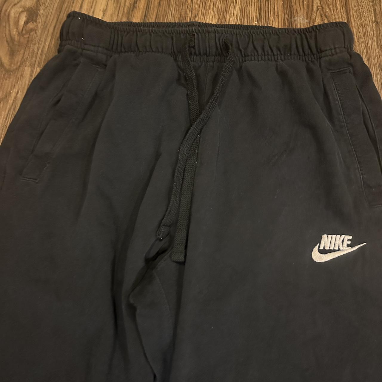 Women’s Nike Joggers Pre-owned Size Small A little... - Depop