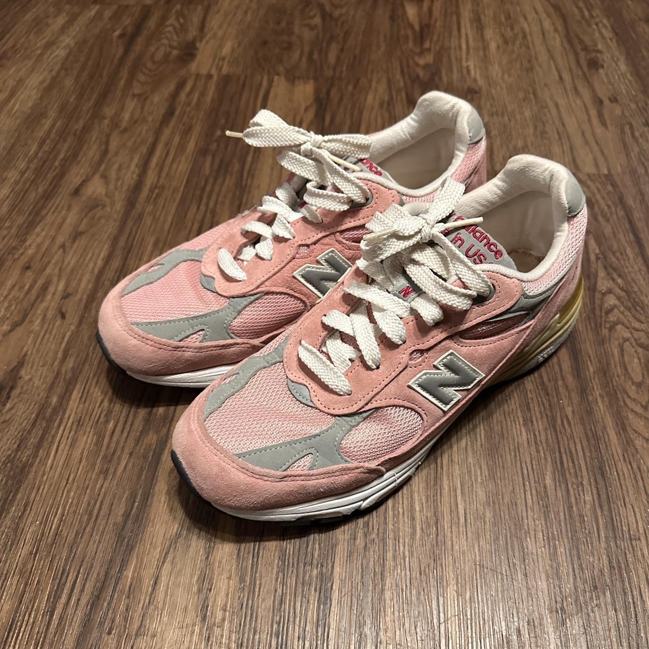 New Balance 993 Susan G. Koman Women s size 8 No. Depop