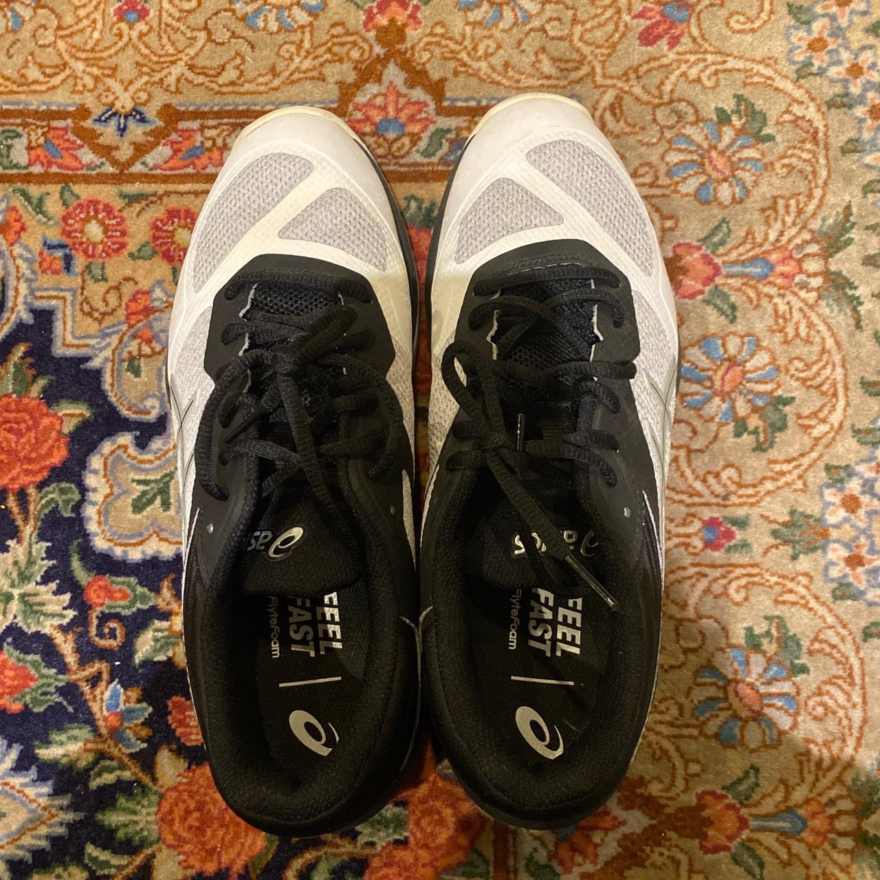 asic volleyball shoes