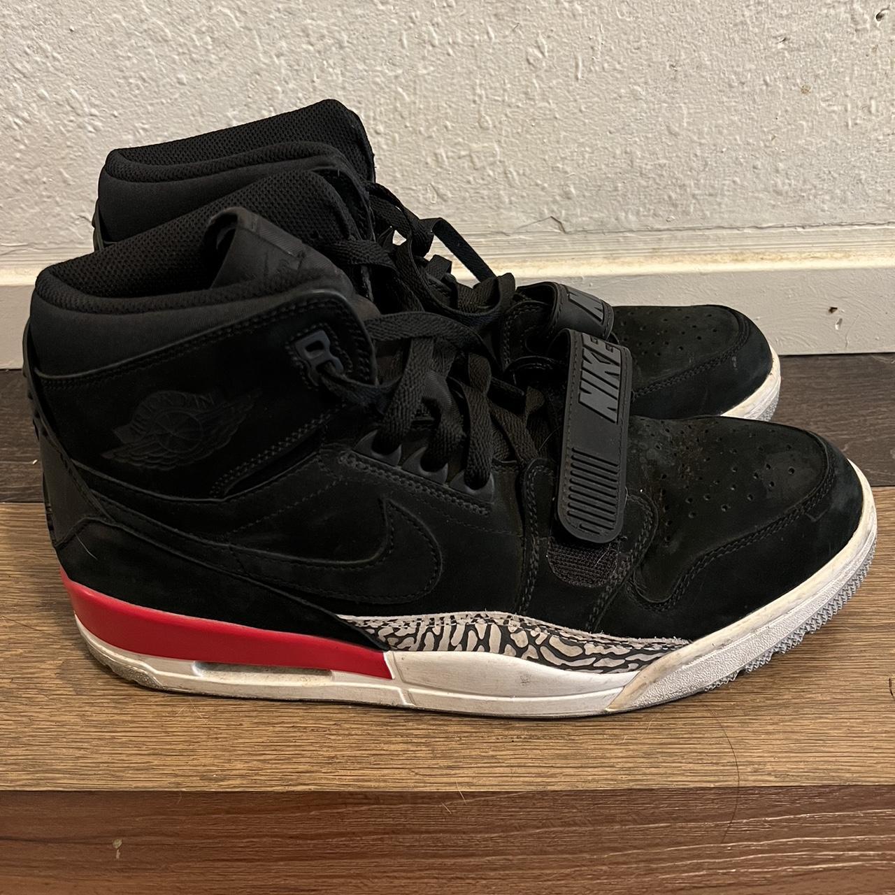 Air jordan legacy outlet 312 black fire red