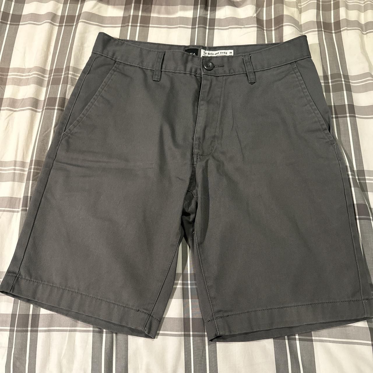 RVCA Men's Grey Shorts | Depop