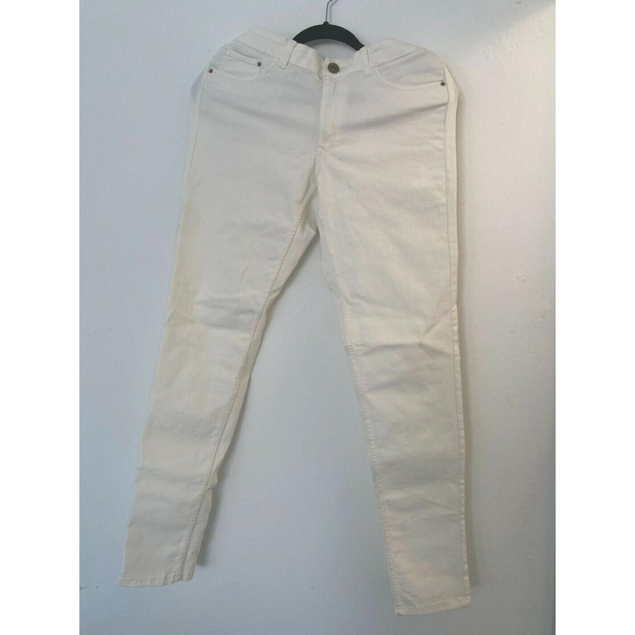 H&M Women’s Skinny Jeans Size 12 White Flat Front... - Depop