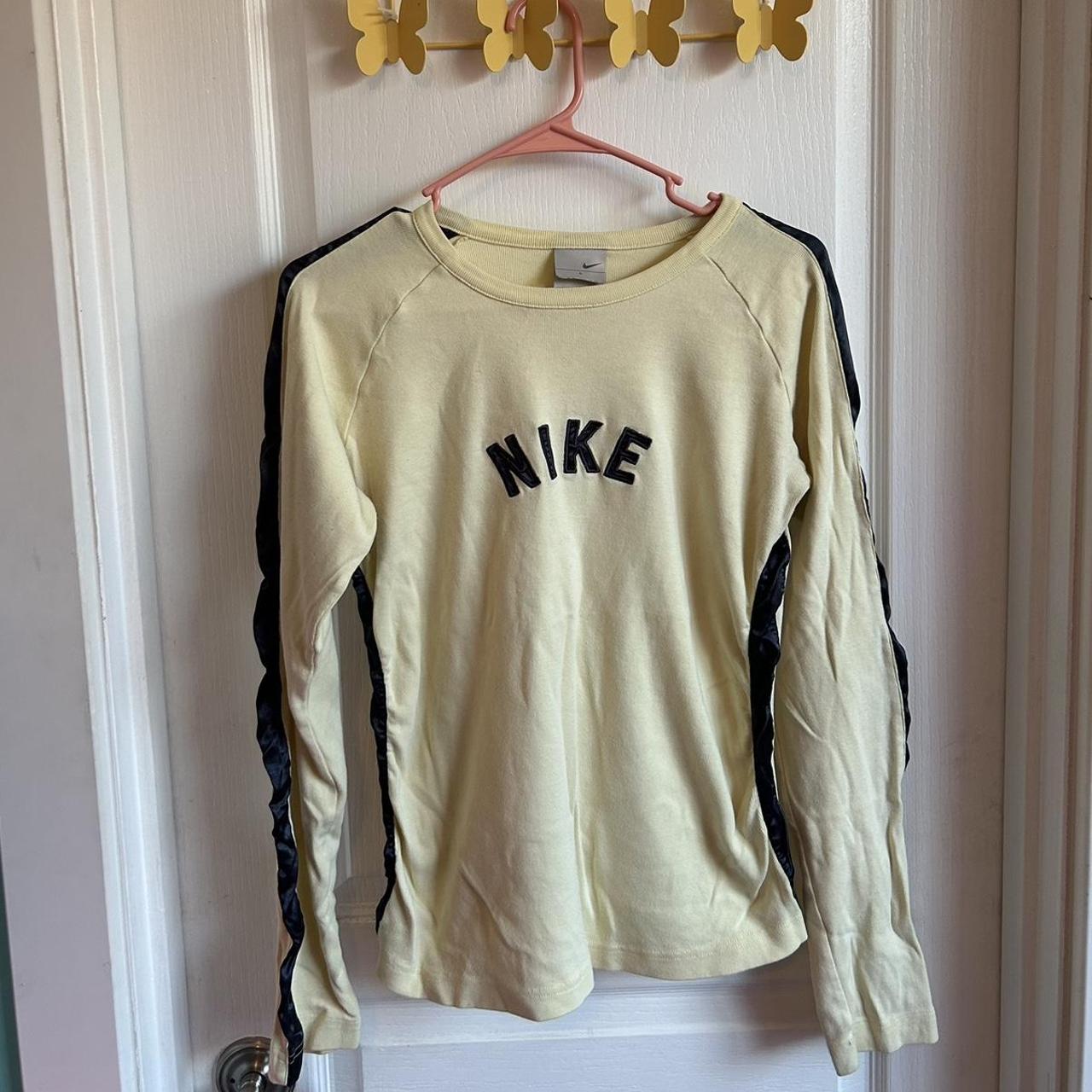 womens yellow nike shirt
