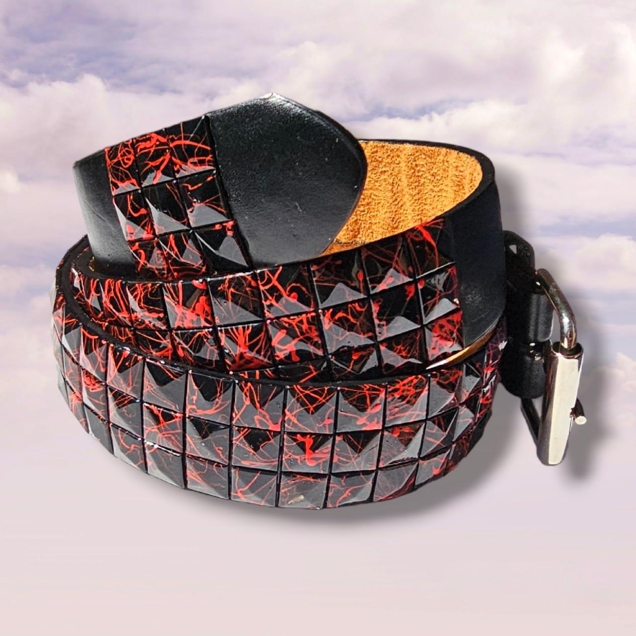 Hot Topic Women's Black and Red Belt | Depop