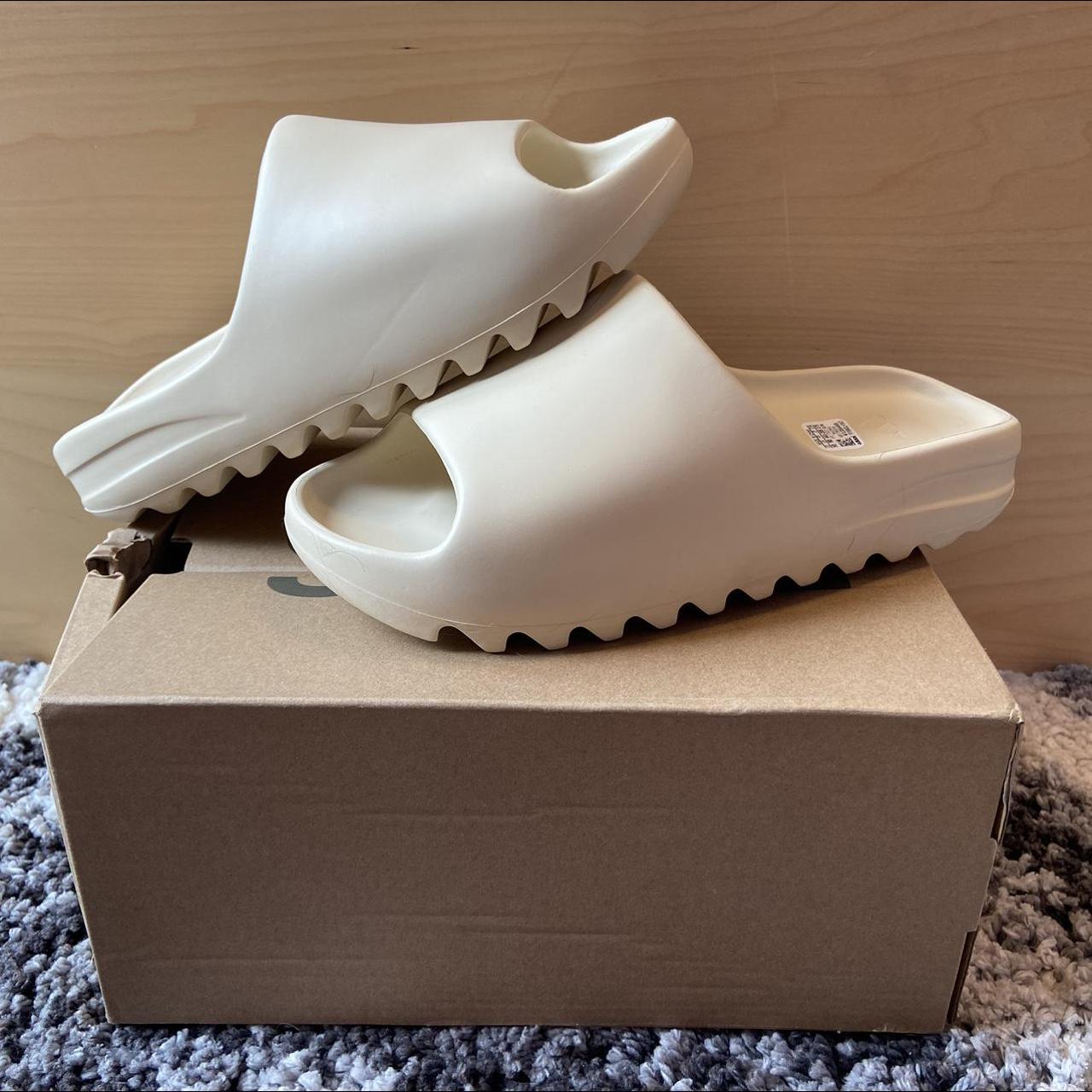 Yeezy slide hot sale bone mens