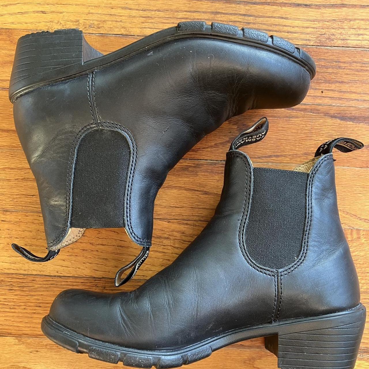 heeled blundstone boots