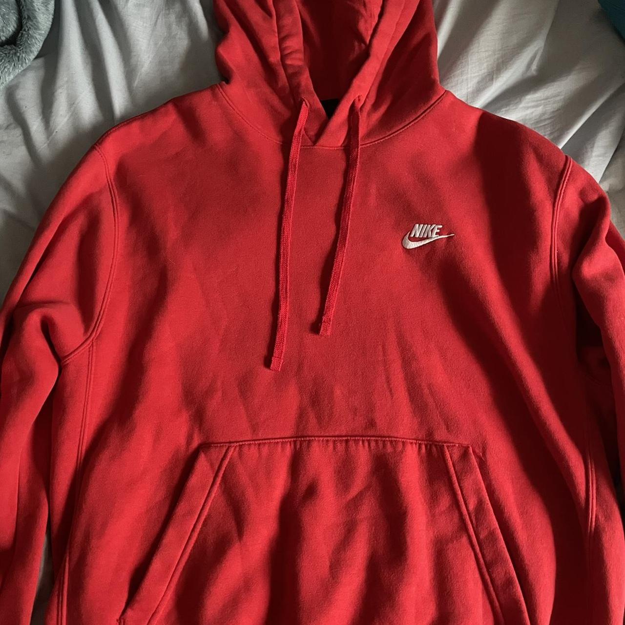 Nike Women's Hoodie | Depop