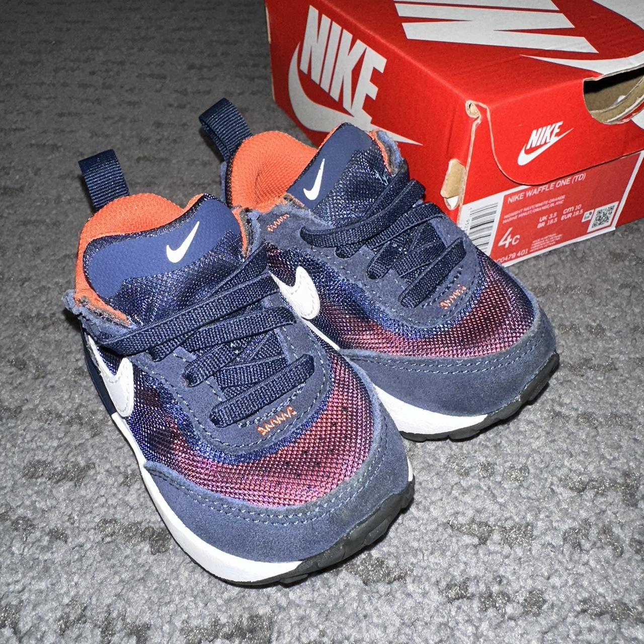 Nike Waffle Trainers Navy/Red Size Depop