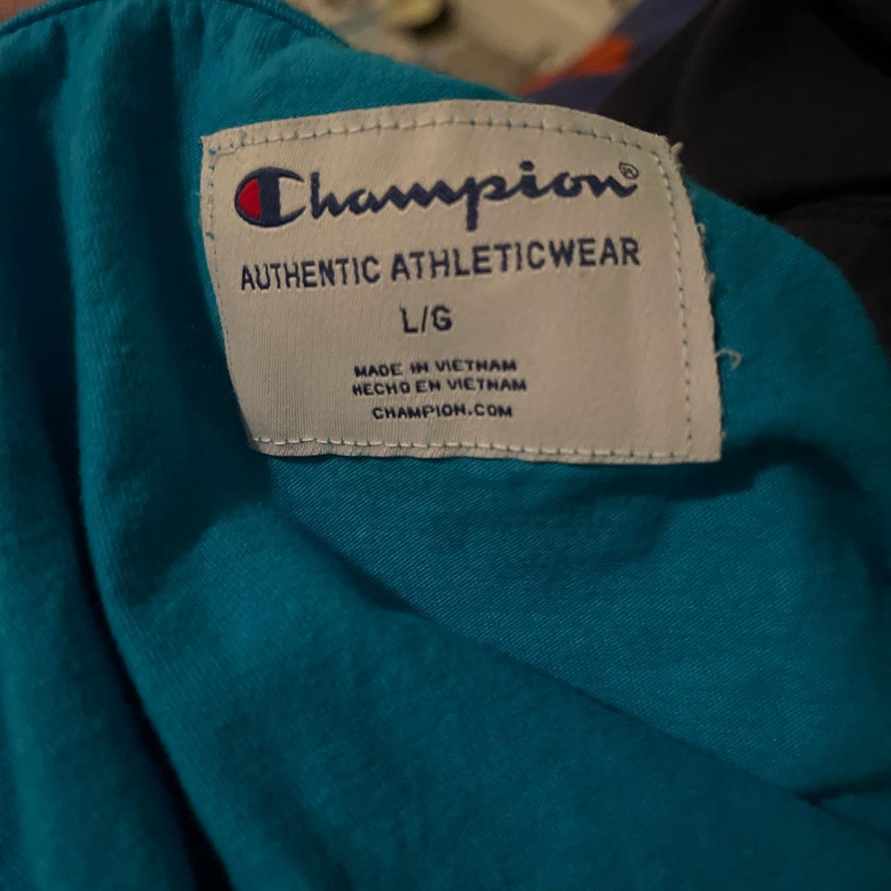 champion shirt never worn - Depop