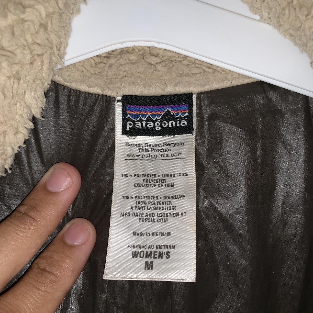 Patagonia Women's Cream and Brown Jacket Depop