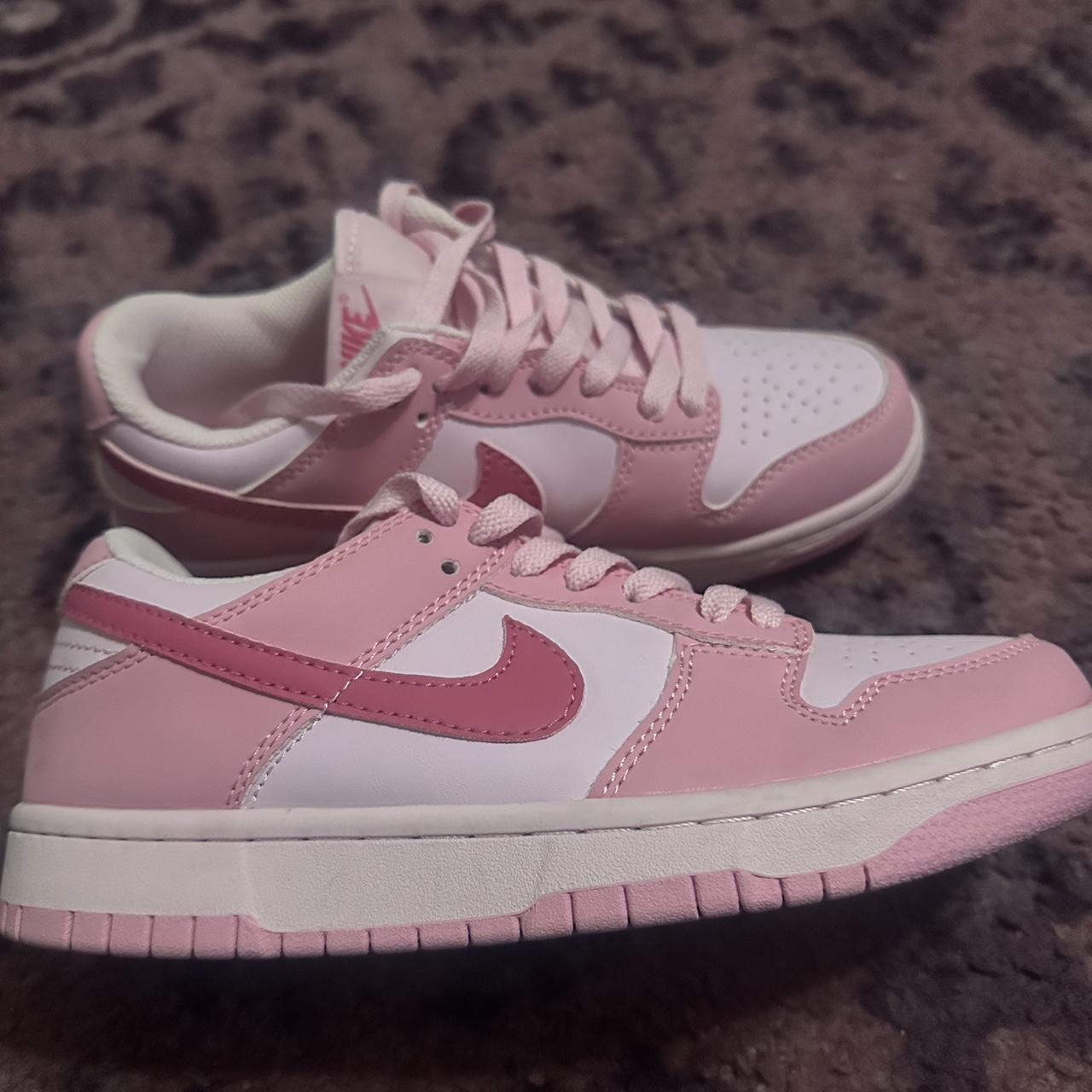 pink ladies nike