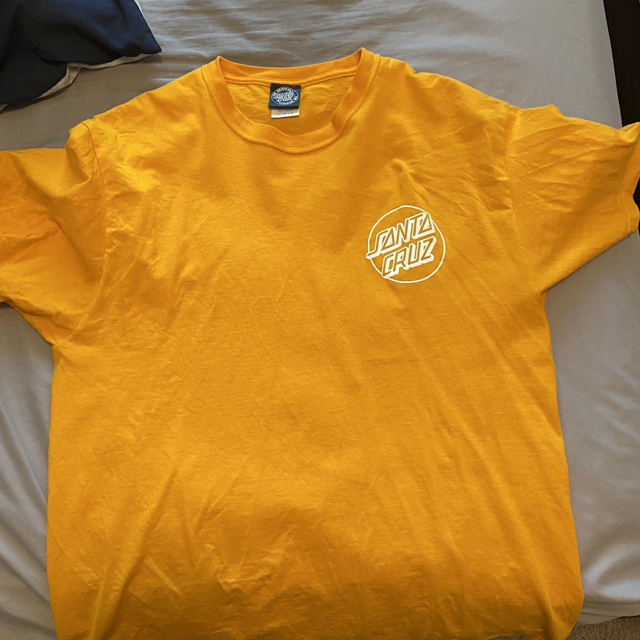 Santa Cruz shirt size large from Tilly s Depop