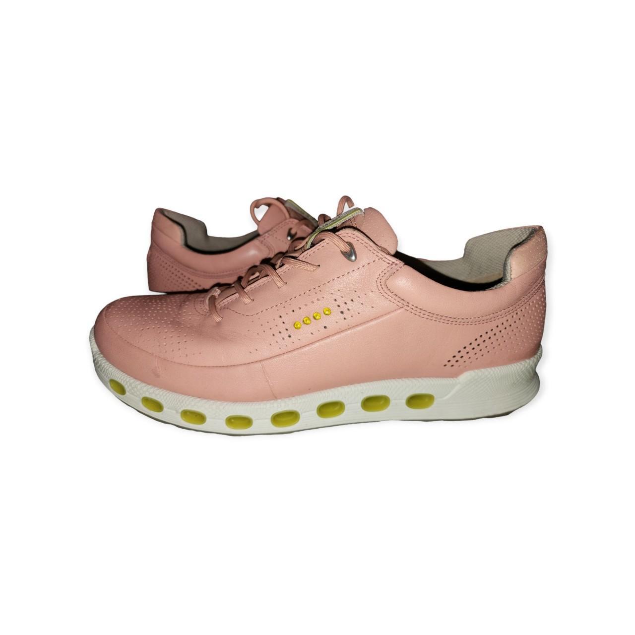 ecco gore tex sneakers