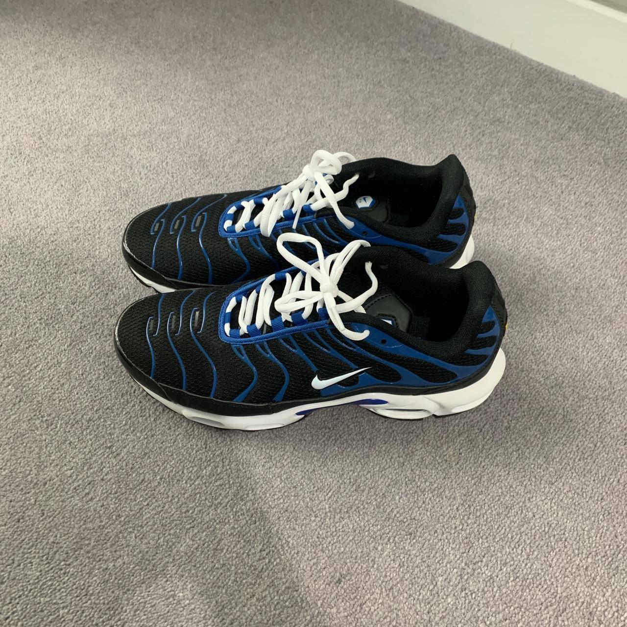 tns in black