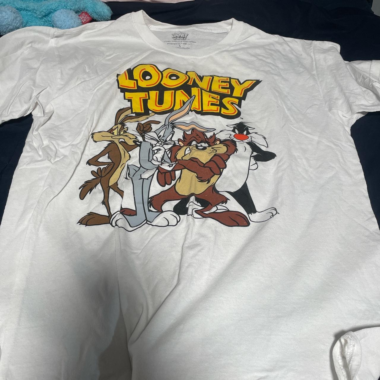 Looney Tunes Men's T-shirt | Depop