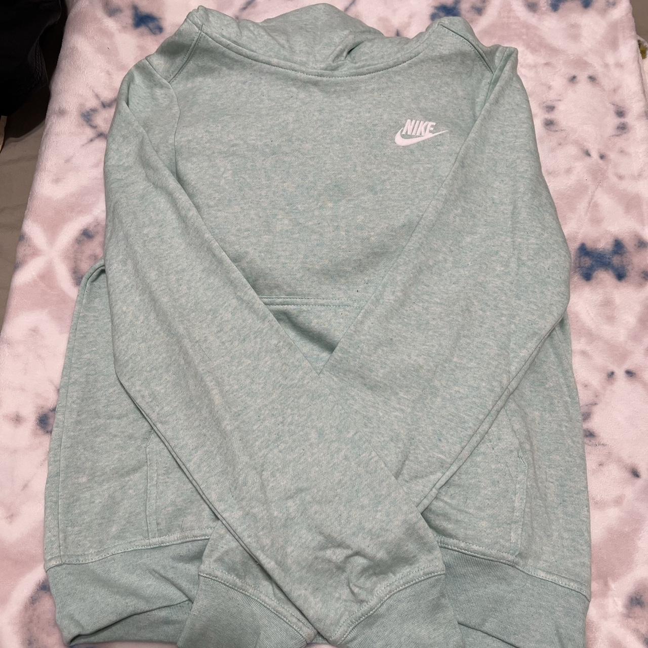 womens nike blue shirt