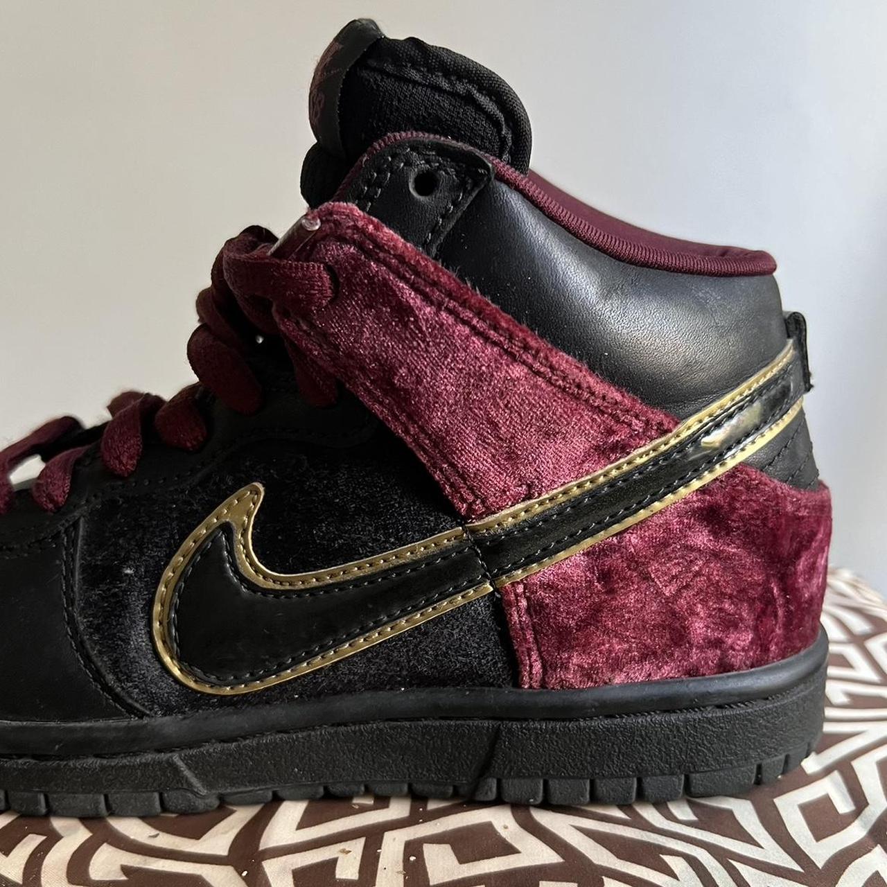 2007 Nike Dunk High Premium SB Bloody Sunday