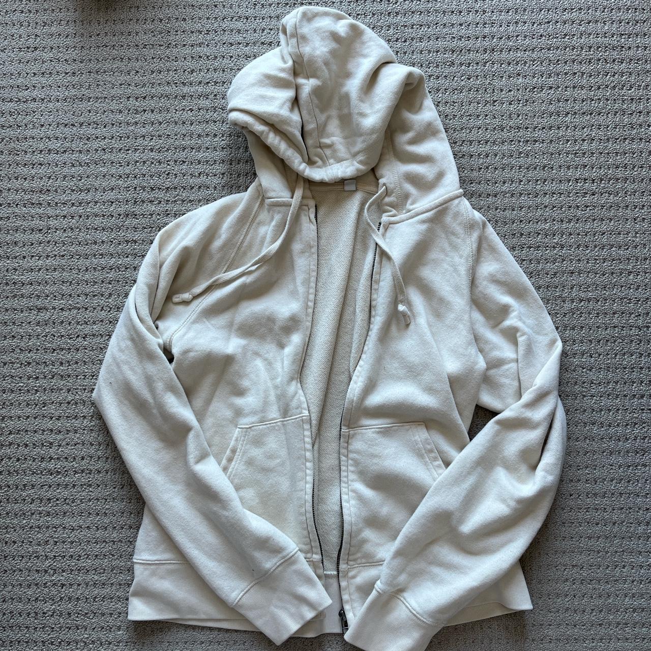 uniqlo zip up hoodie amazing quality- super warm &... - Depop