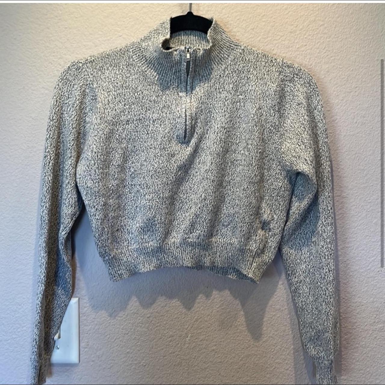 Brandy melville 2025 noella sweater