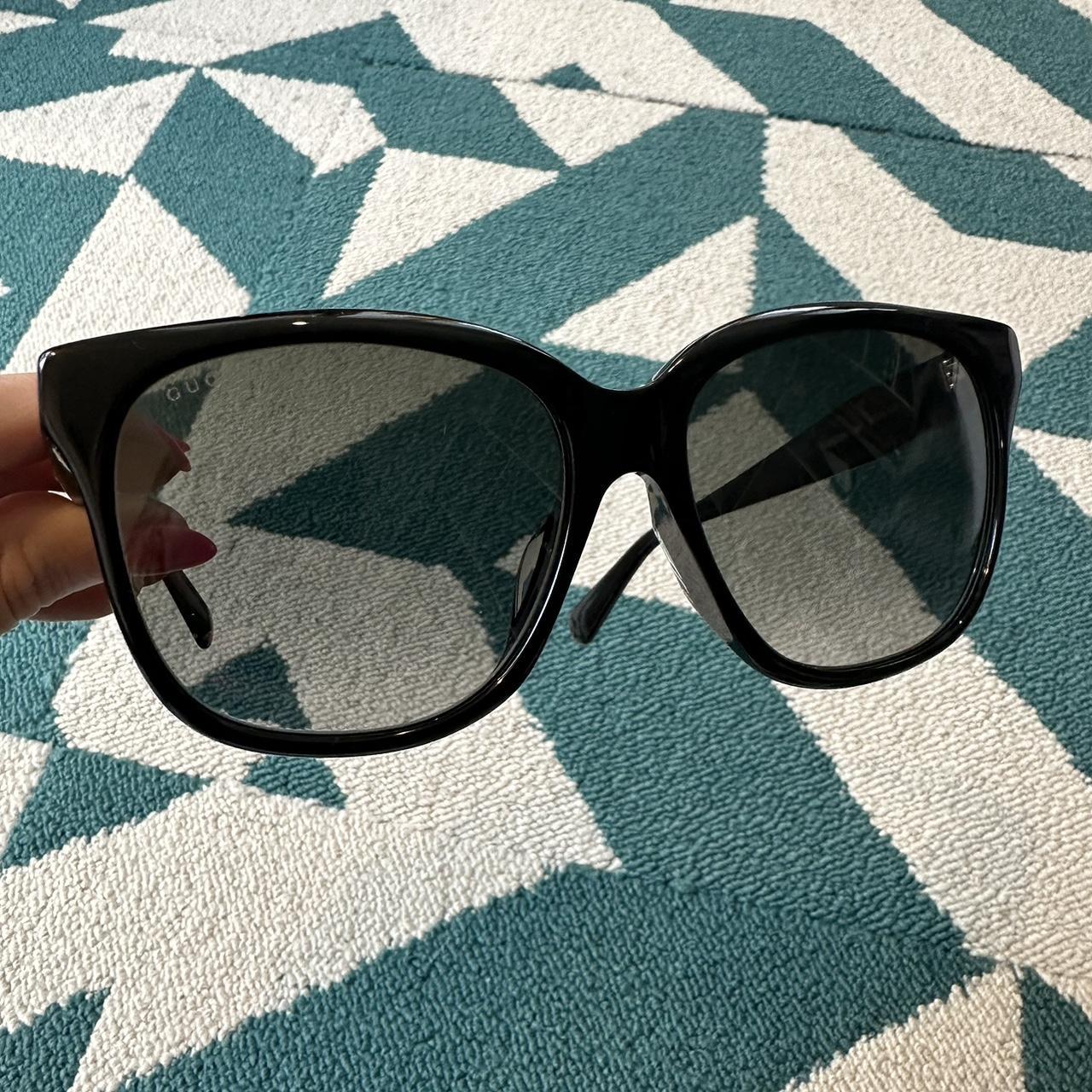 gucci women's black sunglasses