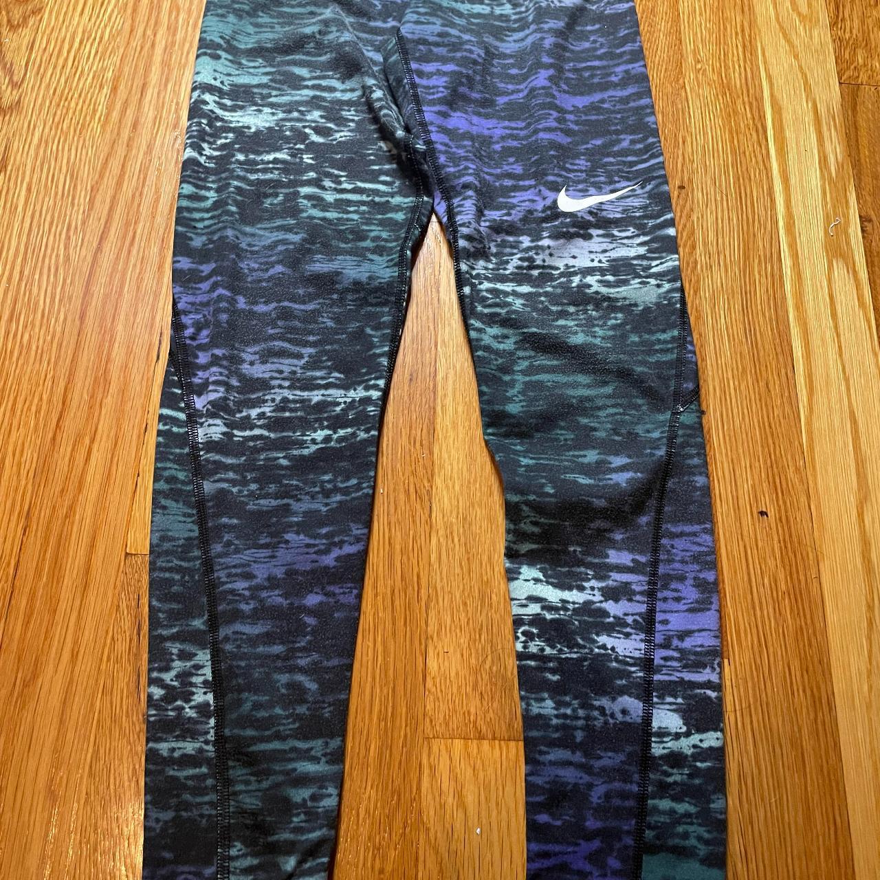 nike leggings intertwist