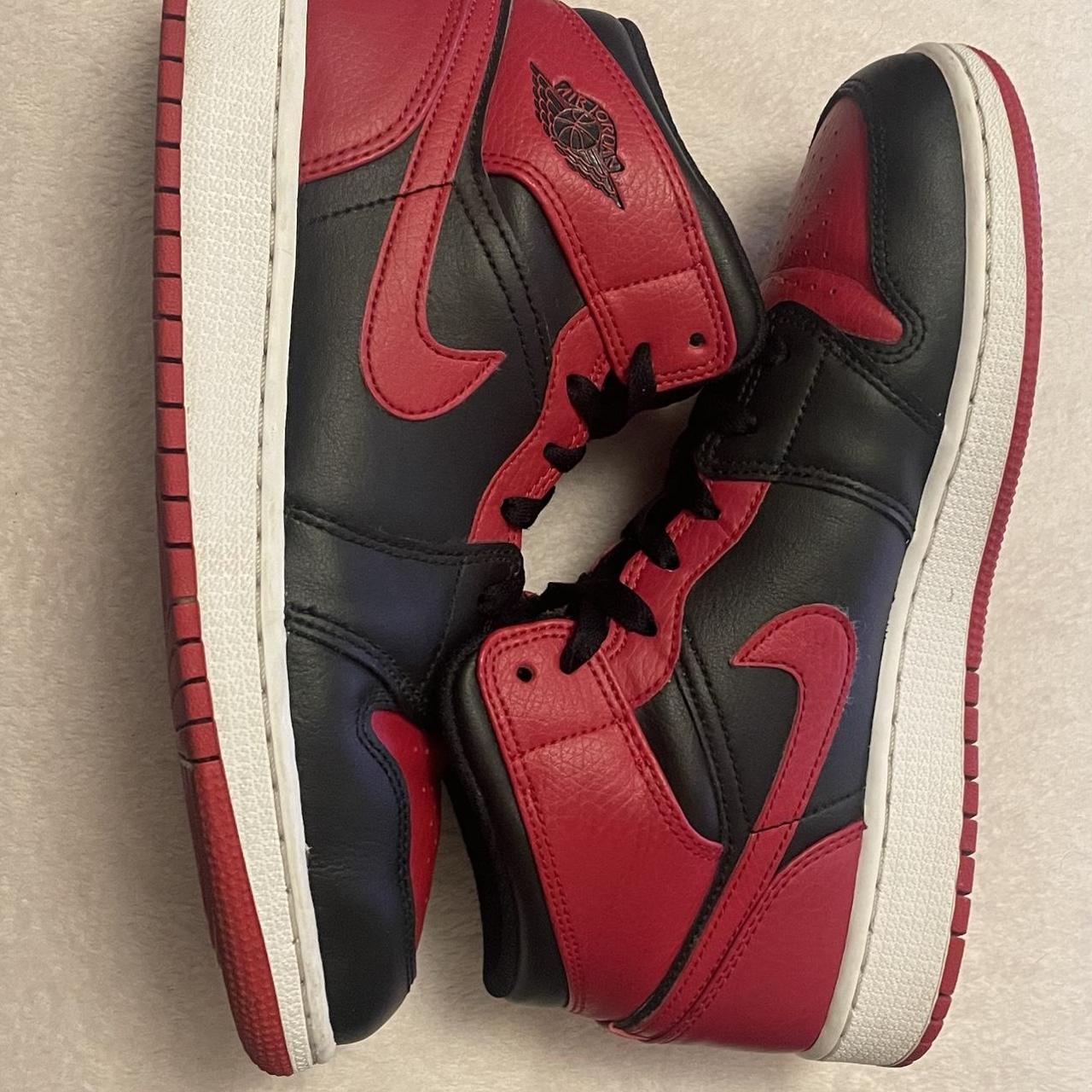 jordan nike red