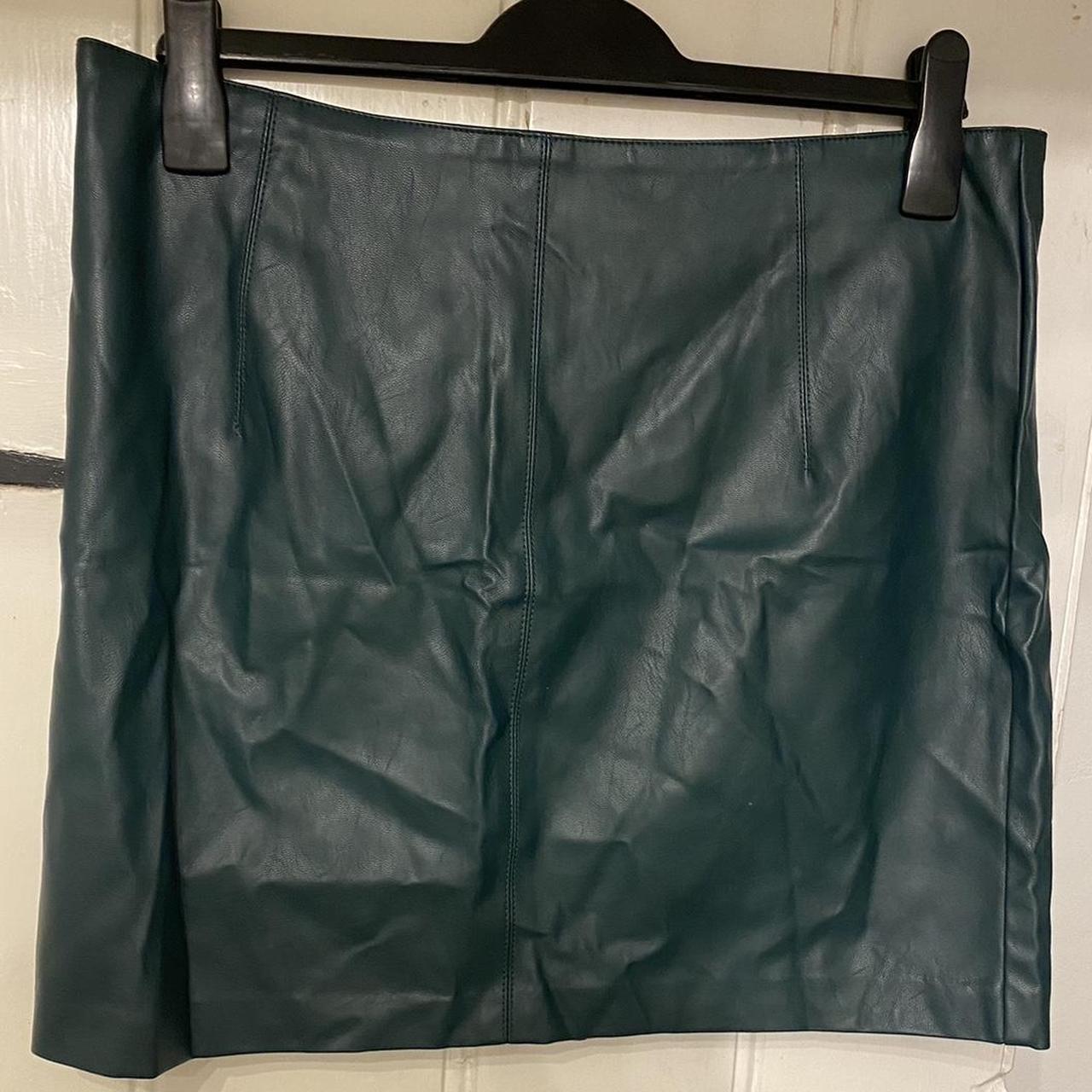 Green leather 2025 skirt oasis