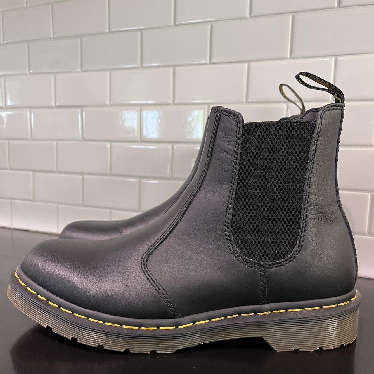 Dr martens cheap carpathian chelsea boots