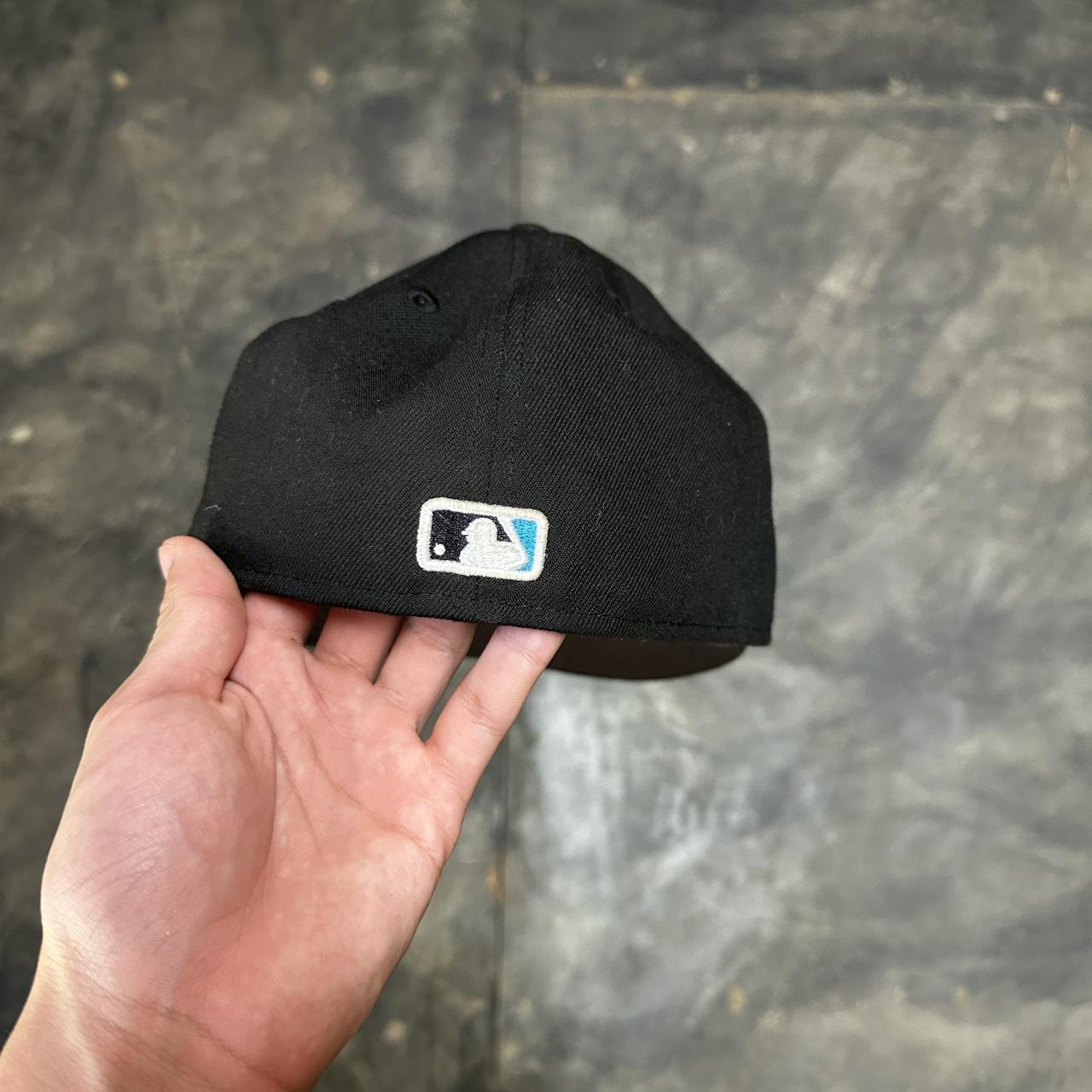 black miami dolphins fitted cap, 7/55.8cm, #fittedcap