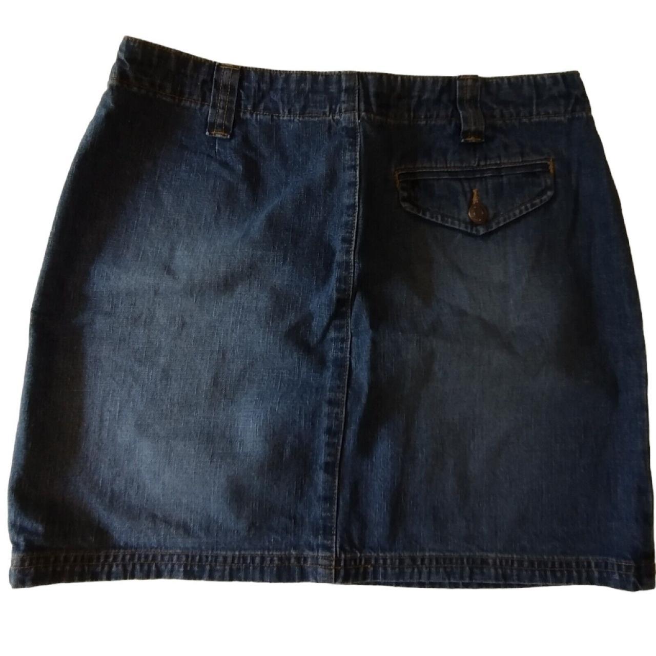 Old Navy women's Mini Jean Skirt Size 8 - Depop