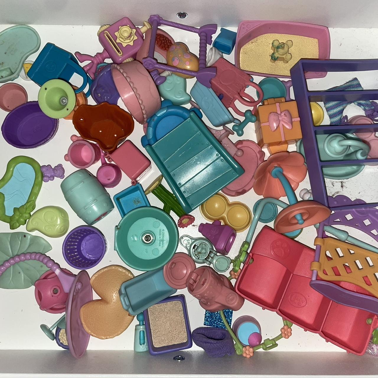Littlest pet shop authentic accessories, comes with... Depop
