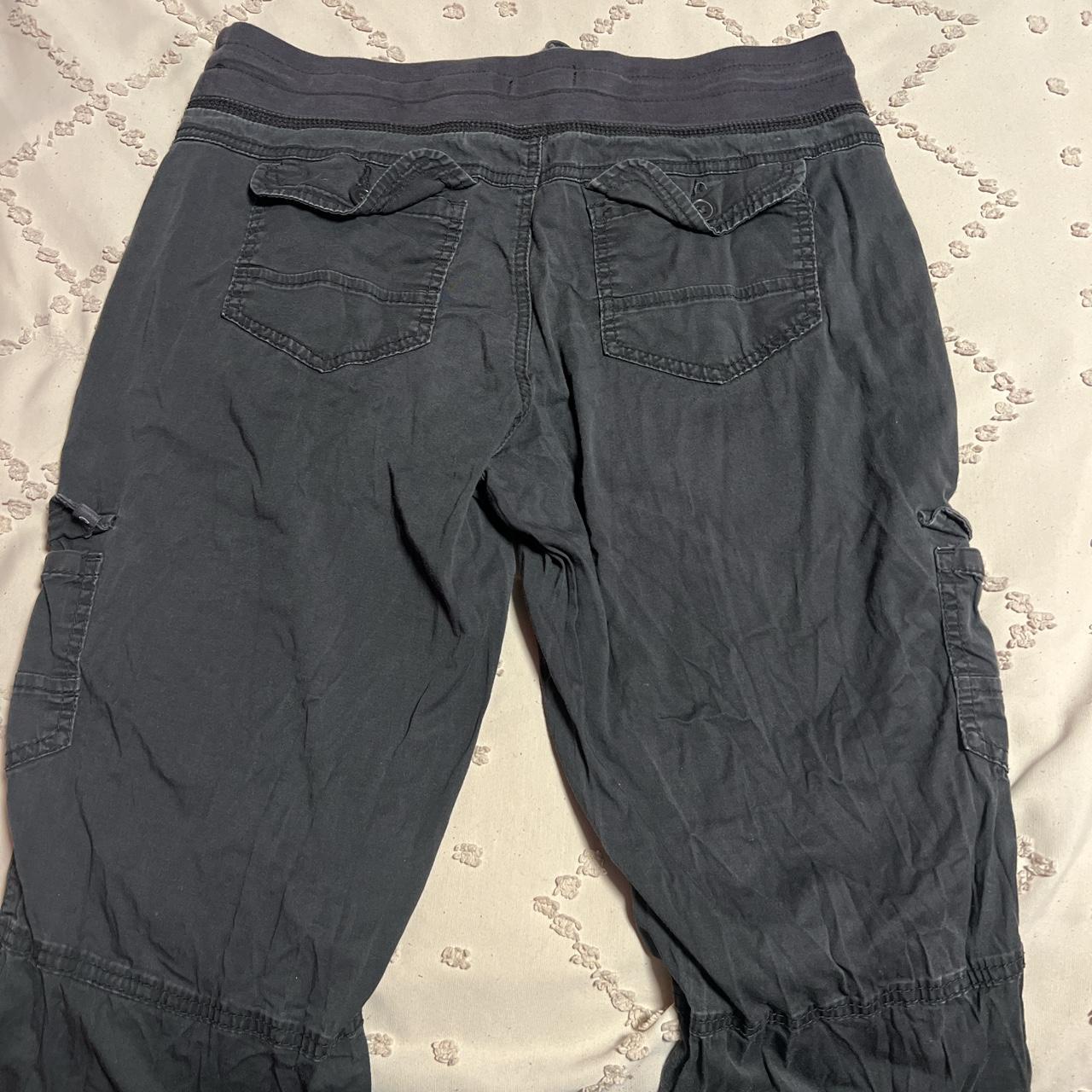 dark-grey-cargo-pants-brand-supplies-fits-small-or-depop