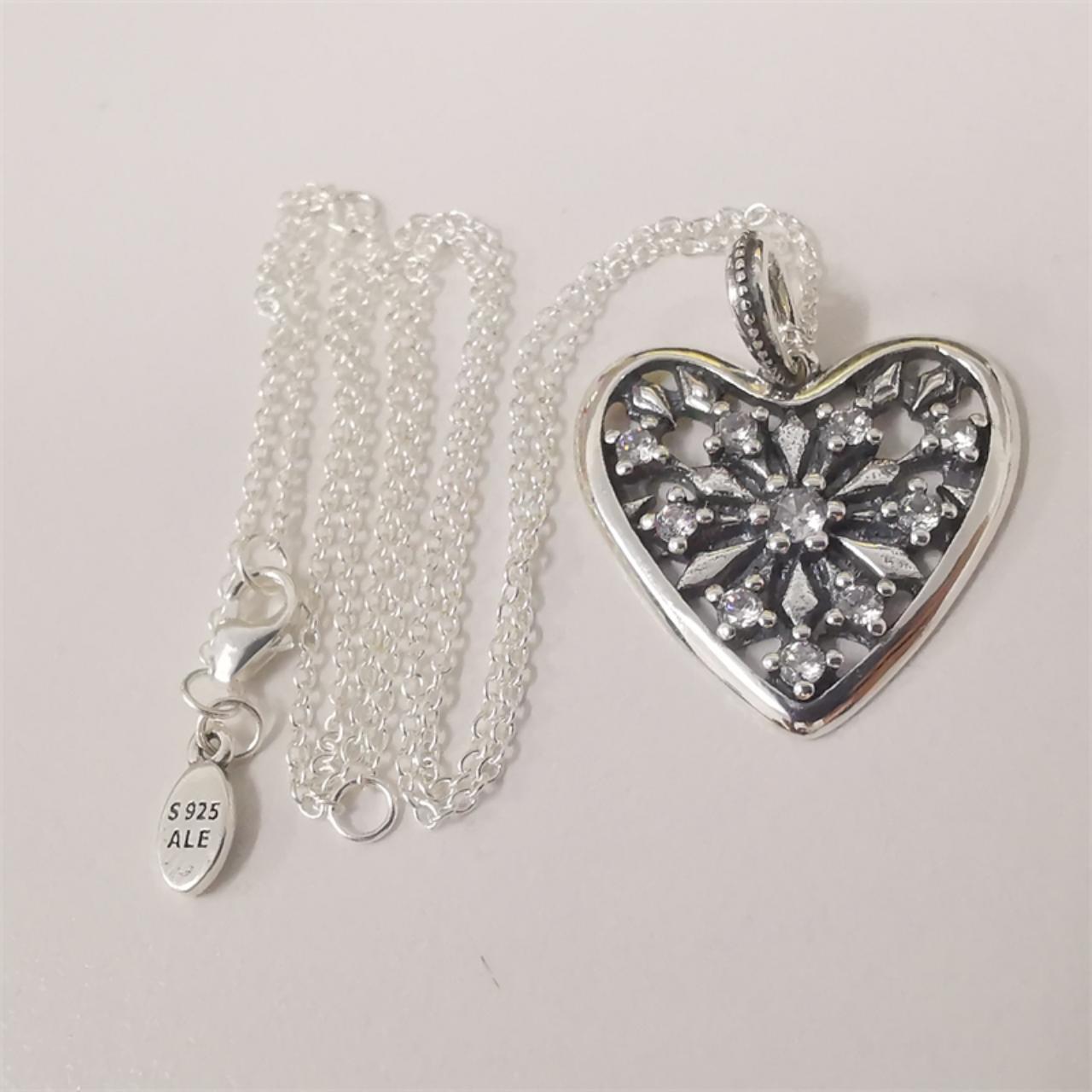 Heart of winter deals pandora necklace