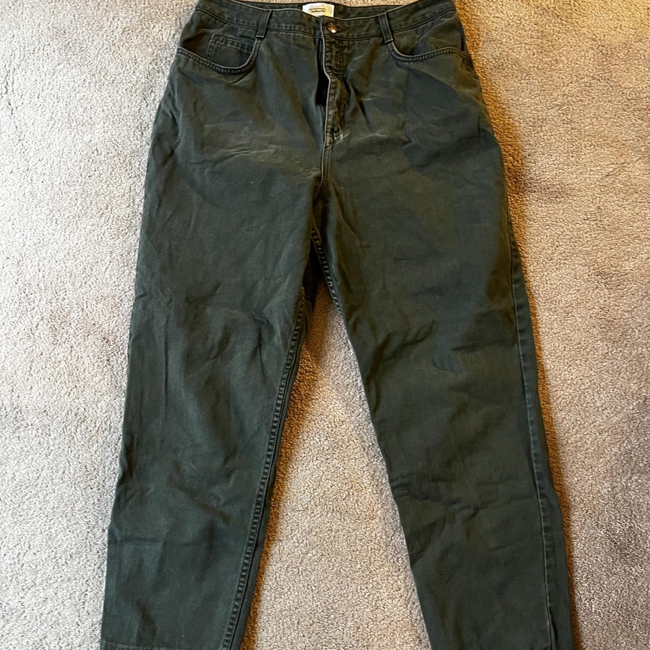item listed by elenagscloset