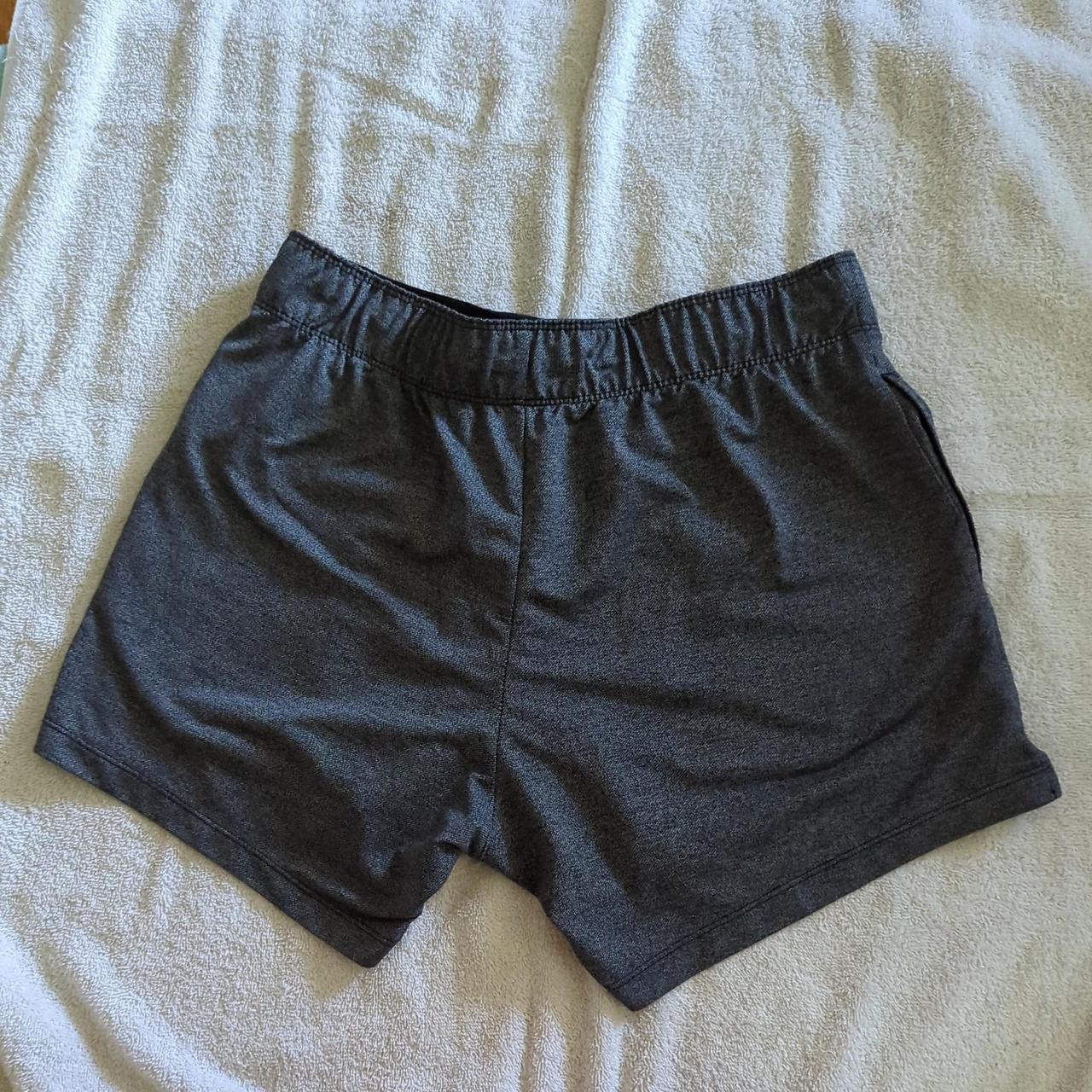 dark gray nike shorts