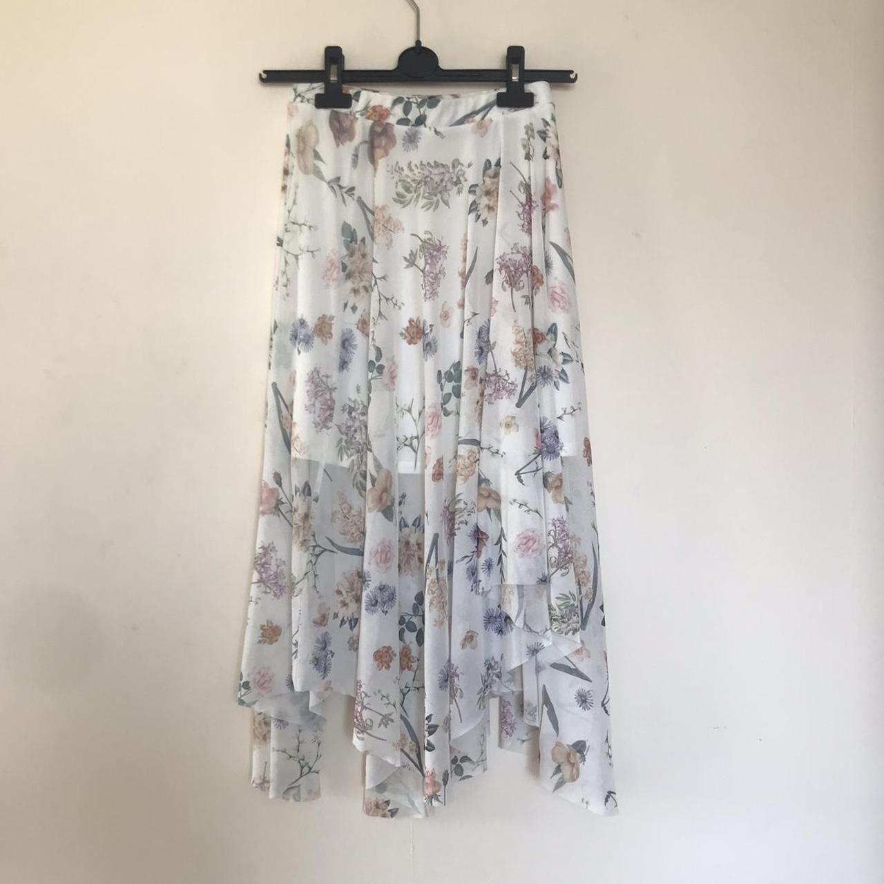 New look size 10 floaty skirt with underskirt. Has... - Depop