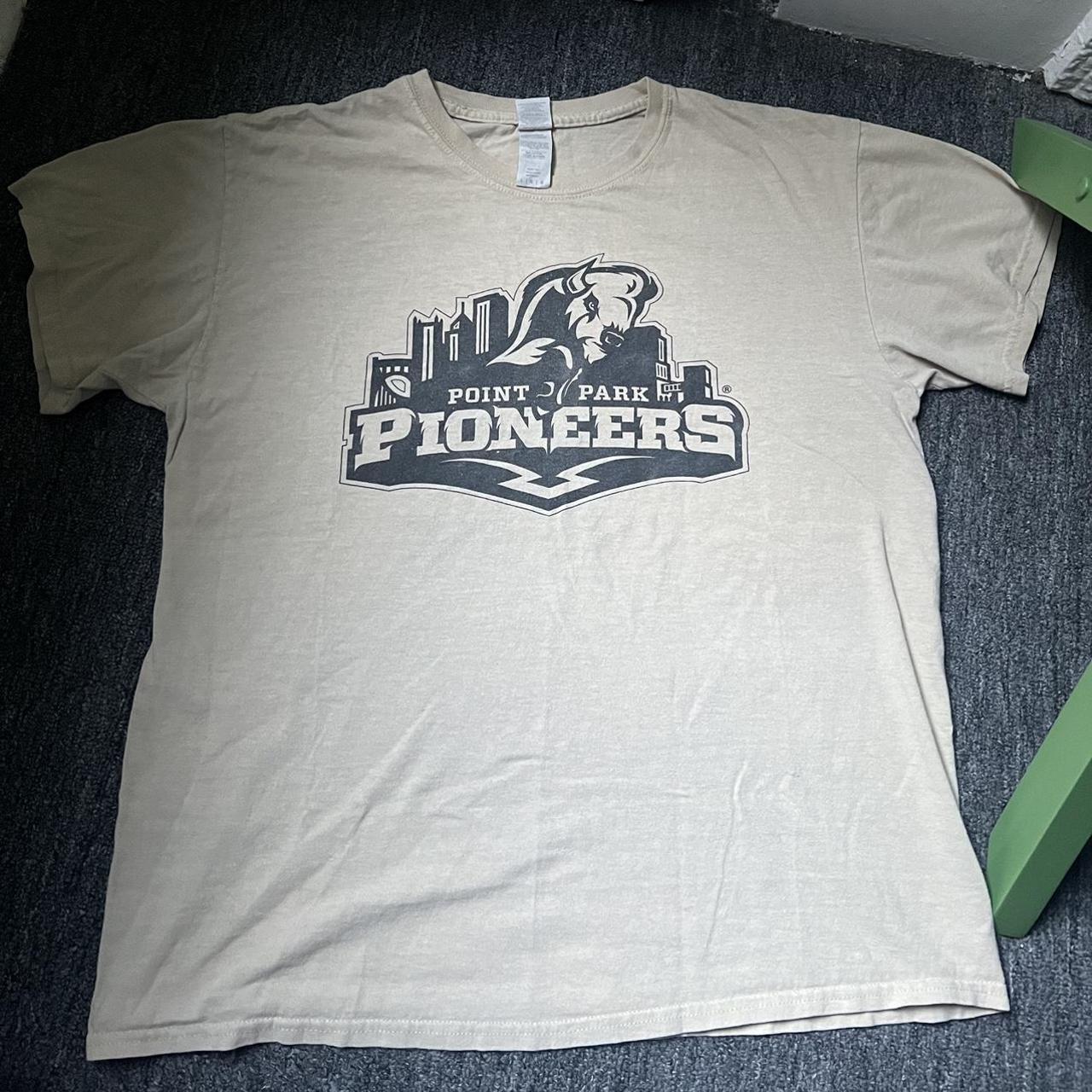 point park pioneers vintage t shirt size... - Depop