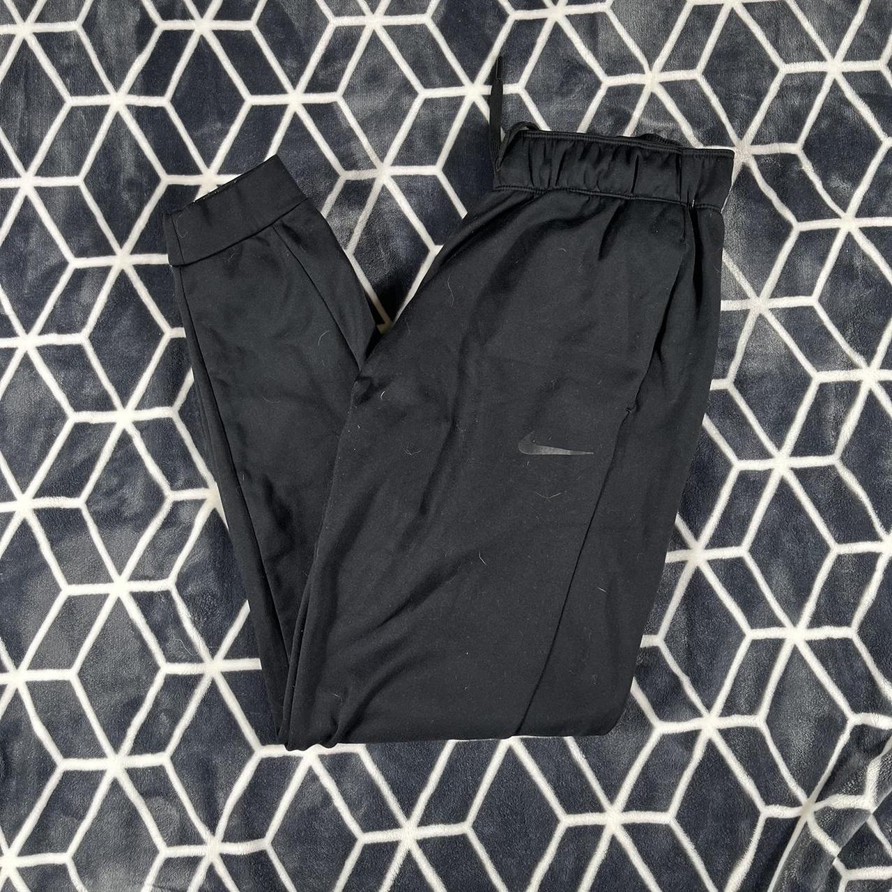 Black discount nike sweatpants