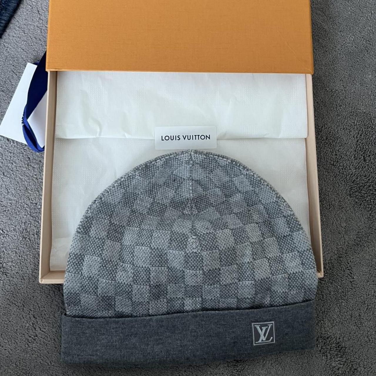 Louis Vuitton grey damier hat excellent condition no... - Depop