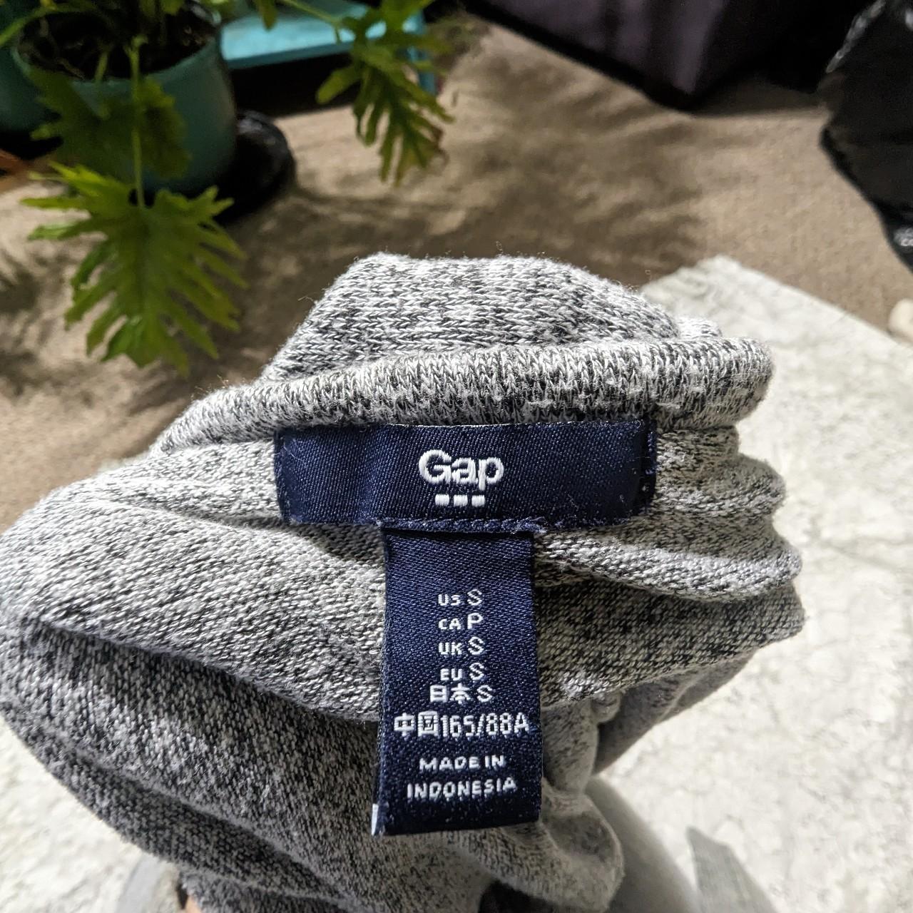 Gap deals grey jumper