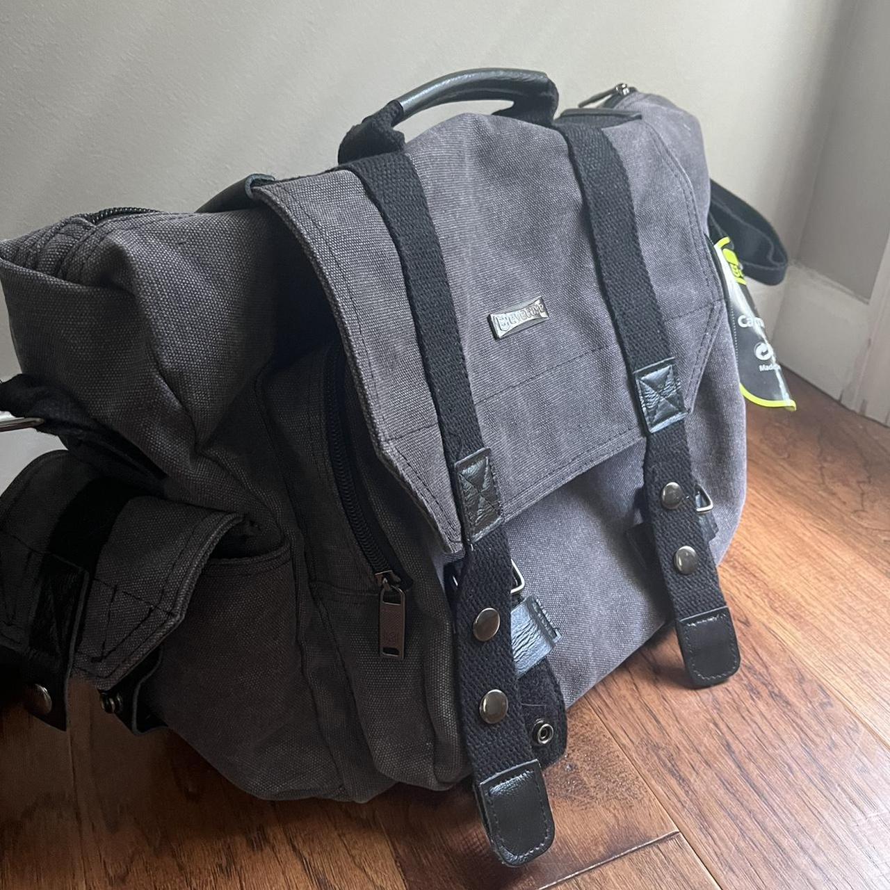 Evecase camera outlet bag