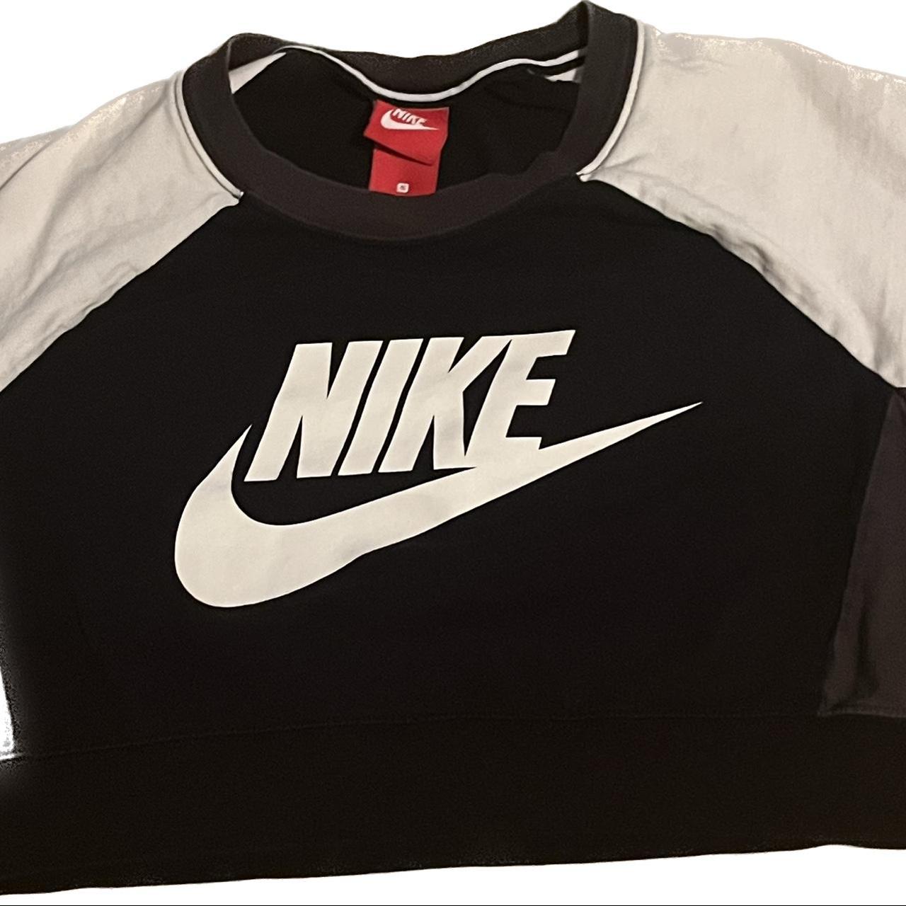 oversized nike crop top