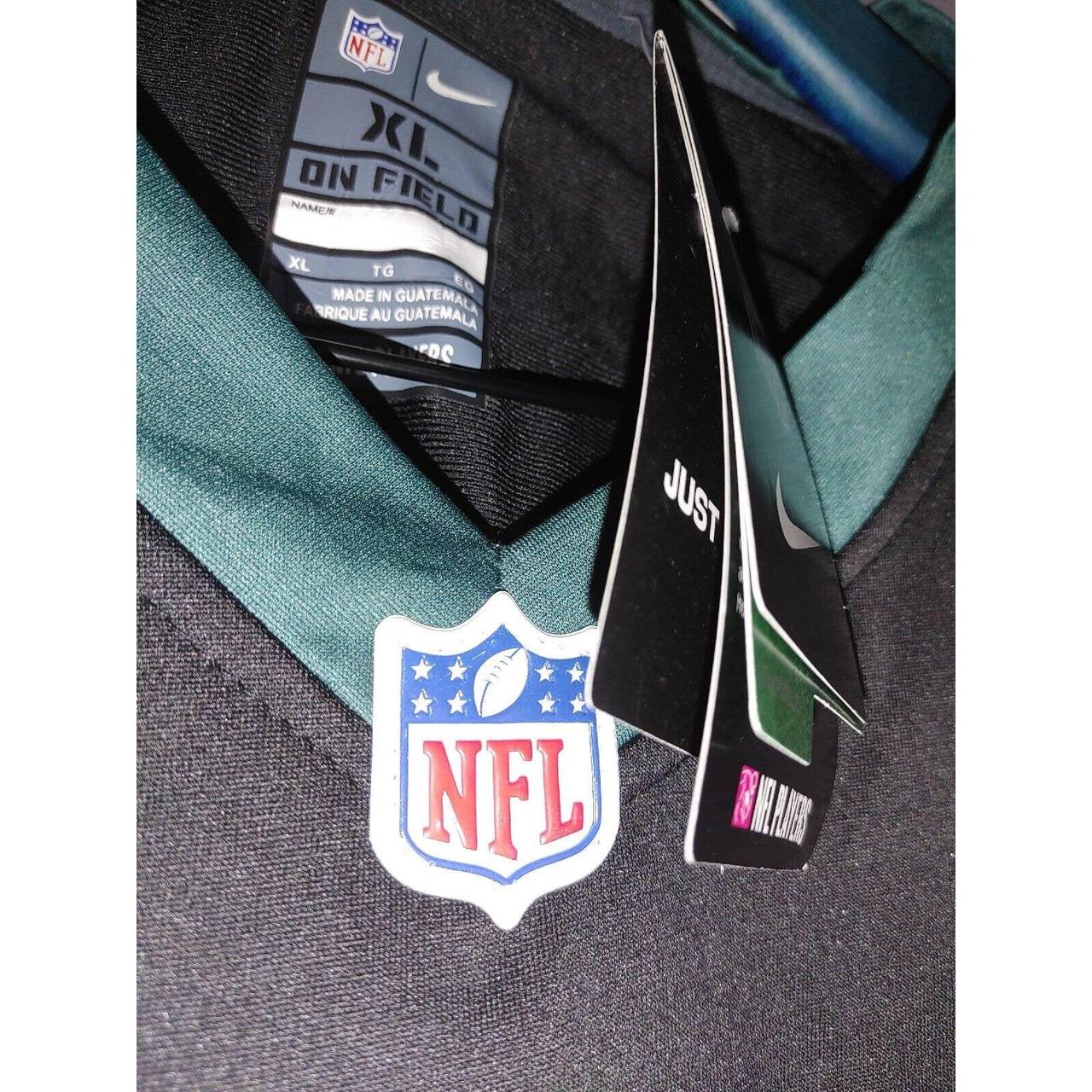 Philadelphia Eagles Carson Wentz Nike On Field Jersey. All stitched. Size XL